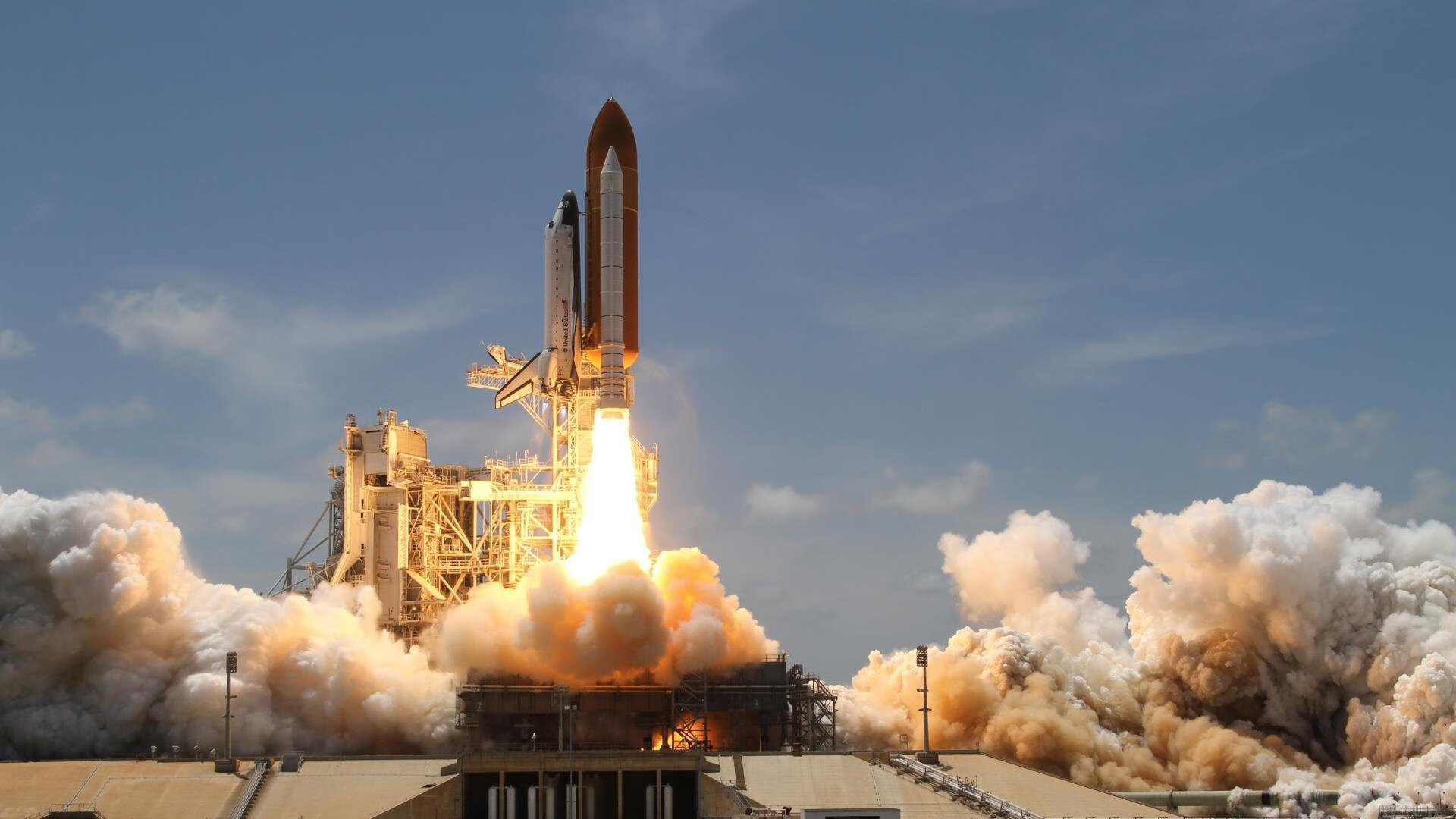 特斯·冯·迪克:灵活的中场运作,南非队进攻节奏不断加快,冯 斯特拉克